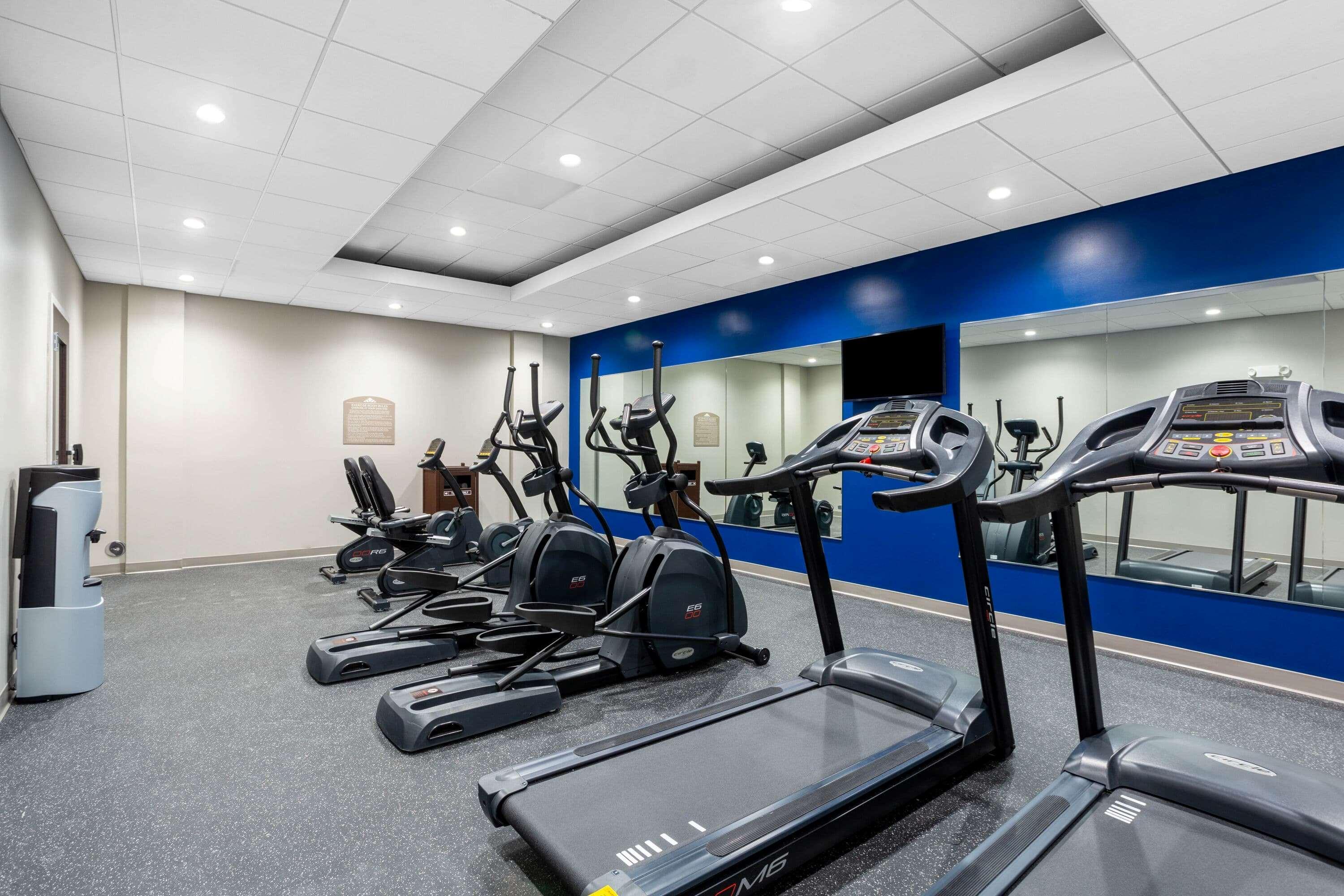 Microtel Inn Suites By Wyndham South Hill Bagian luar foto