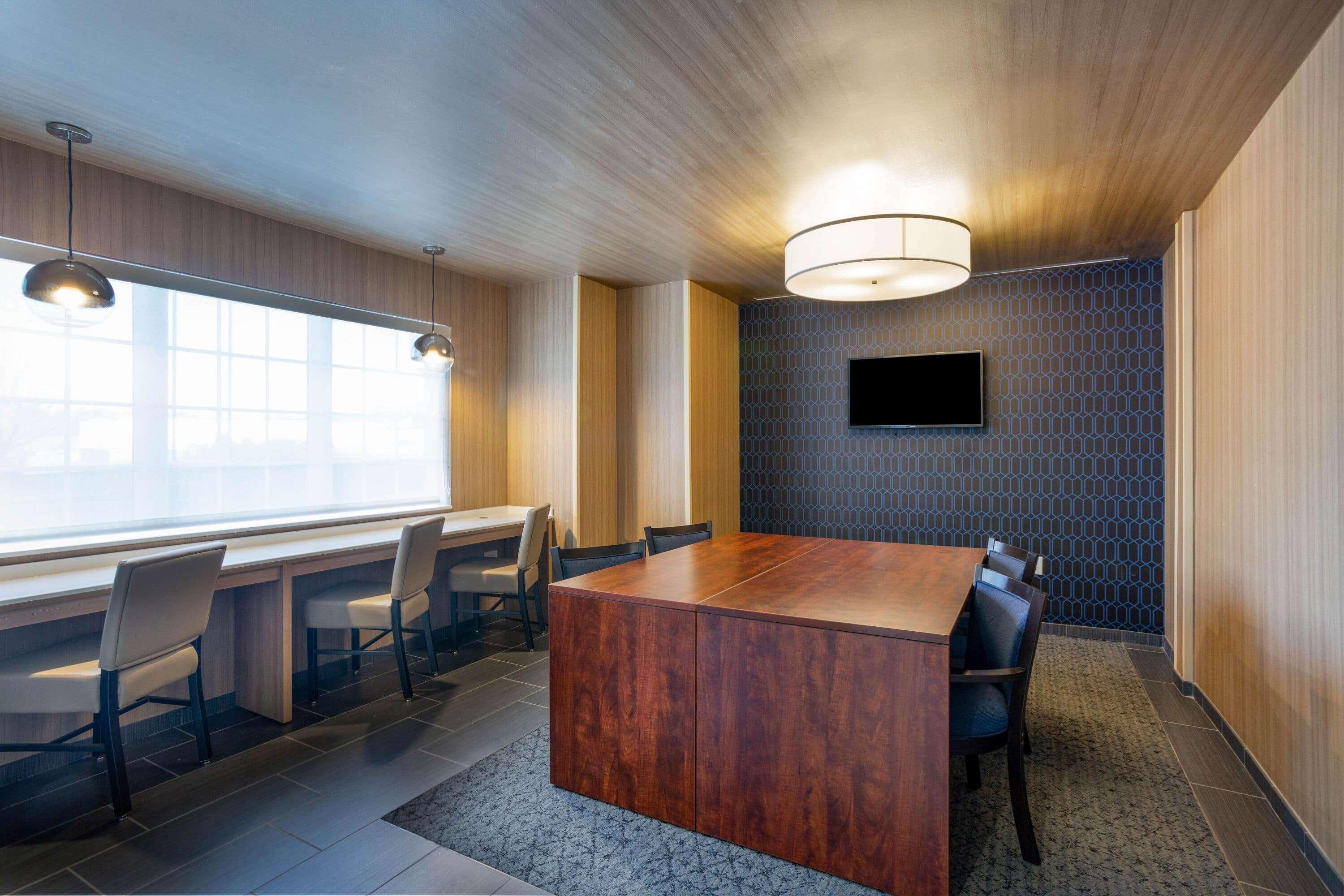 Microtel Inn Suites By Wyndham South Hill Bagian luar foto