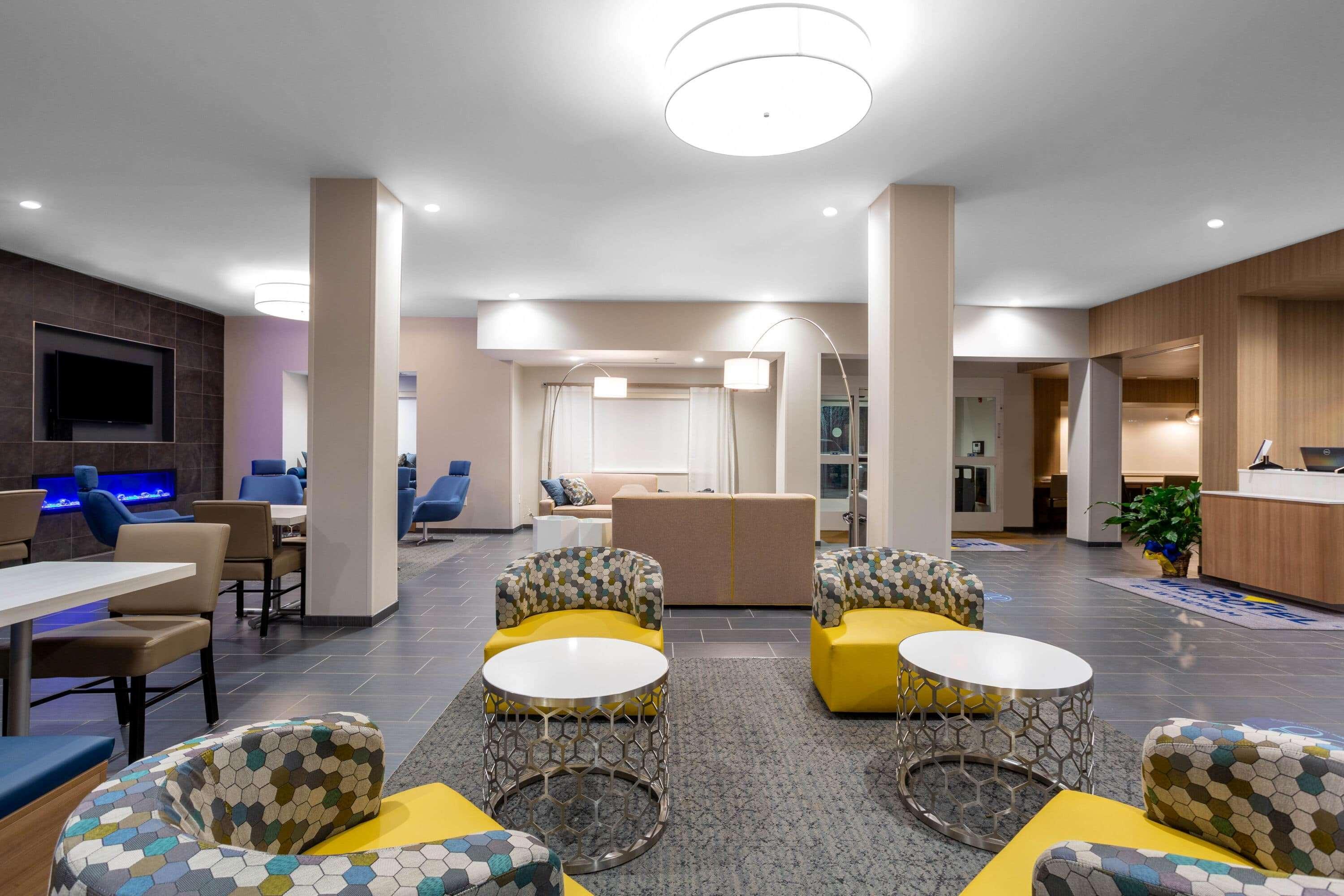 Microtel Inn Suites By Wyndham South Hill Bagian luar foto